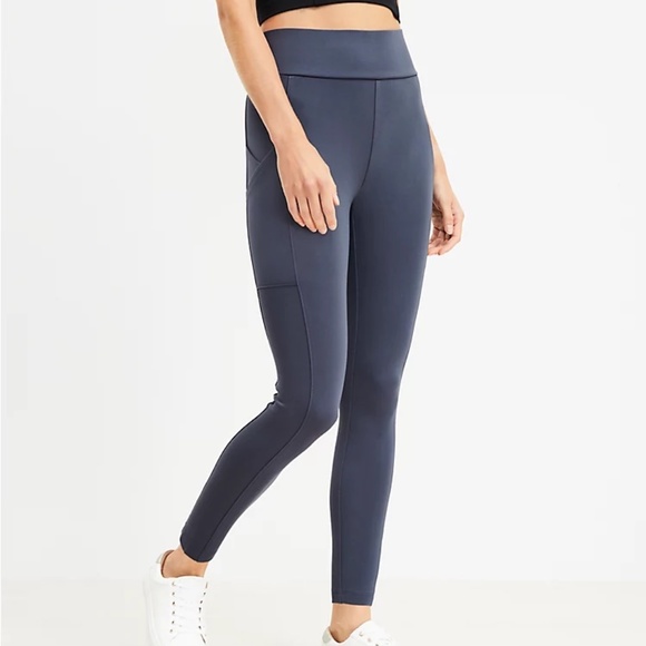 NWT Lou & Grey Side Pocket Leggings - Picture 3 of 4